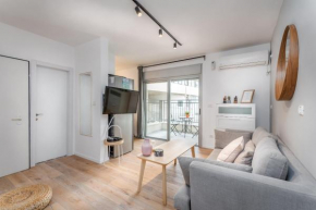 Lovely ONE Bedroom near Bograshov beach